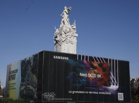 monumento a la carta magna y las cuatro regiones argentinas